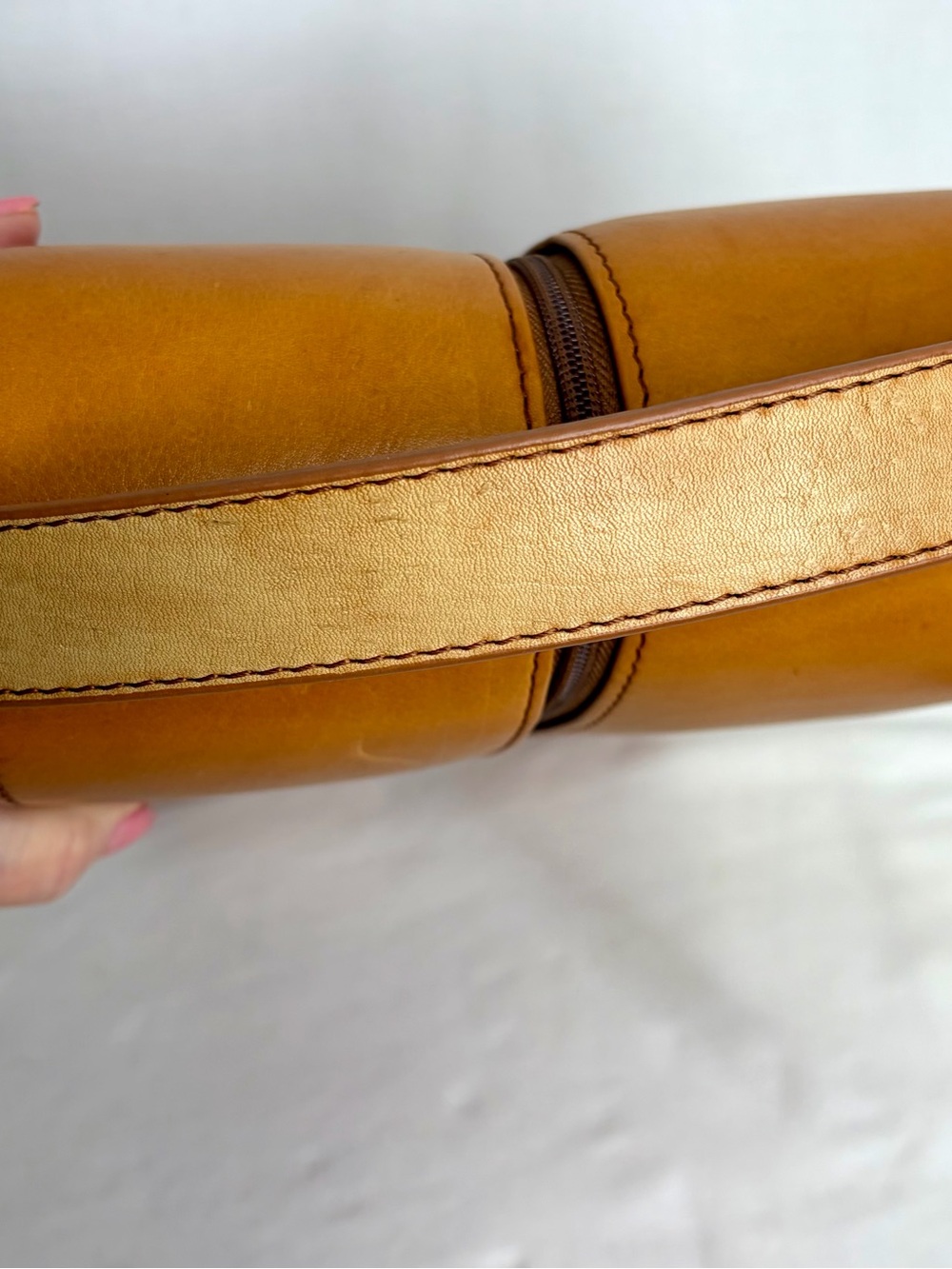Clava Leather Two Bottle Wine Carrier - Tan - Picture 9 of 16